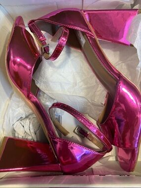 Dolce Vita Metallic Fuchsia Open-Toe Slingback Heels
